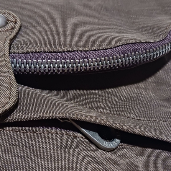 Baggallini Dublin Shoulder Crossbody Bag Dettachable Wallet Retired - Picture 8 of 15